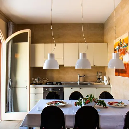 Agatha House Taormina-with Private Beach Apartamento