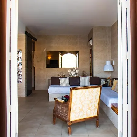 Apartment Agatha House Taormina-with Private Beach *