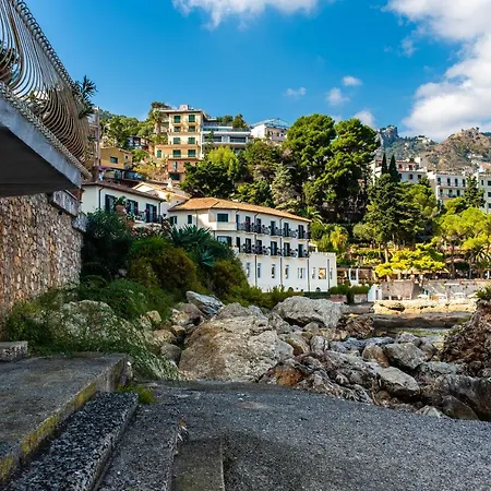 Agatha House Taormina-with Private Beach Apartment *